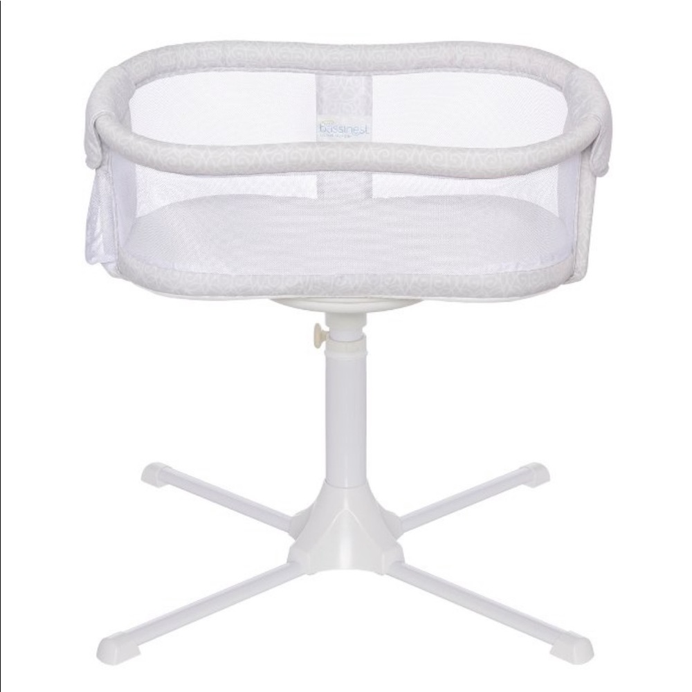 Halo bassinet